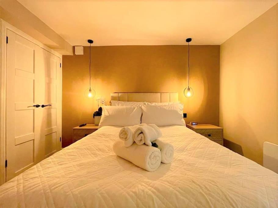 Stylish, Central And Cosy 1Bd Nr Canongate Edimburgo Exterior foto